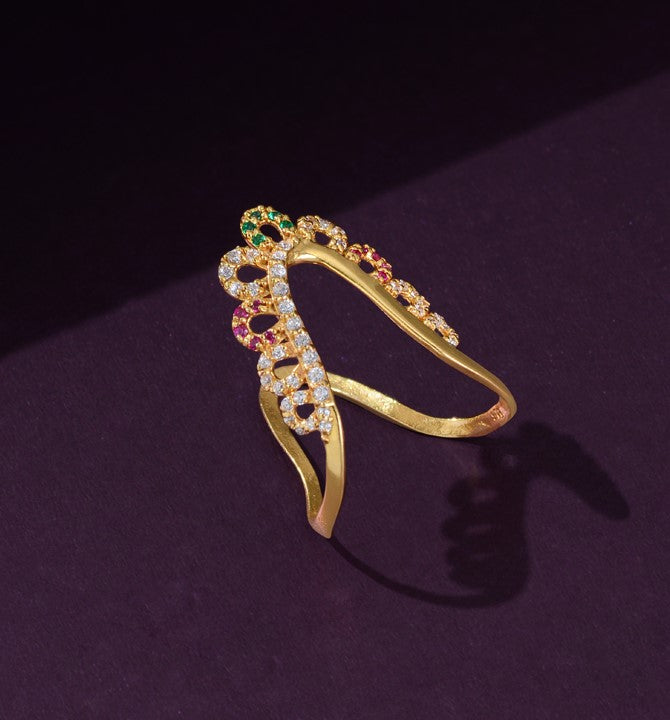 22k gold vanki ring with petal