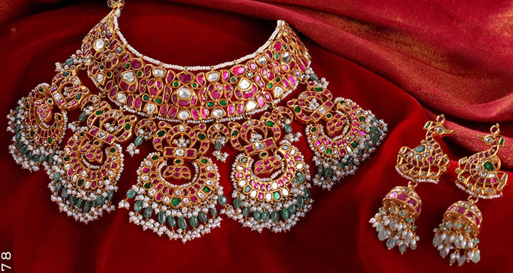 Kundan Jewellery: Can do the magic for you