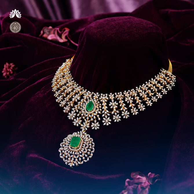 Infinite Floral Sparkle Diamond Necklace