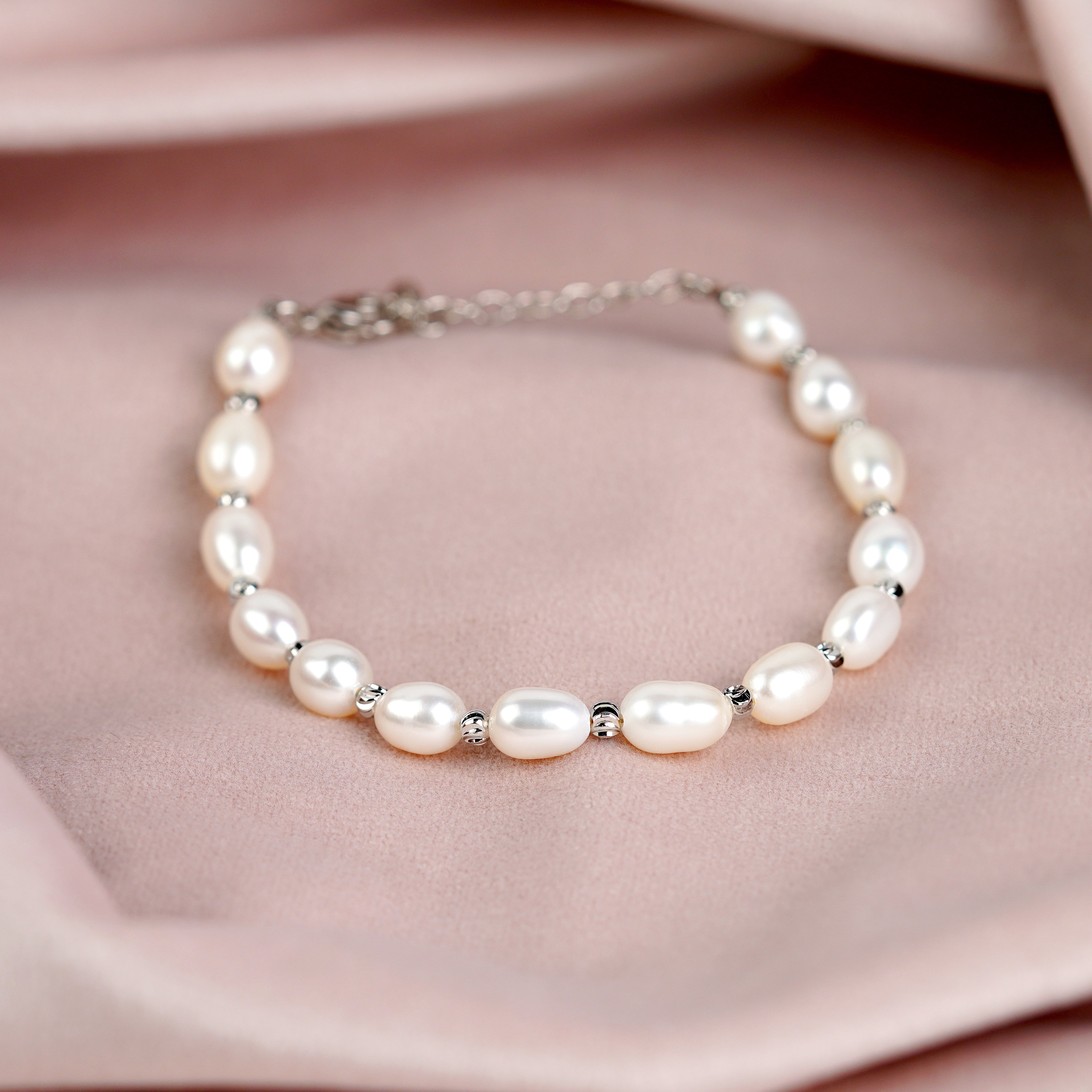 Natural Pearl Bracelet in Silver Shores - Krishna Jewellers Pearls and Gems