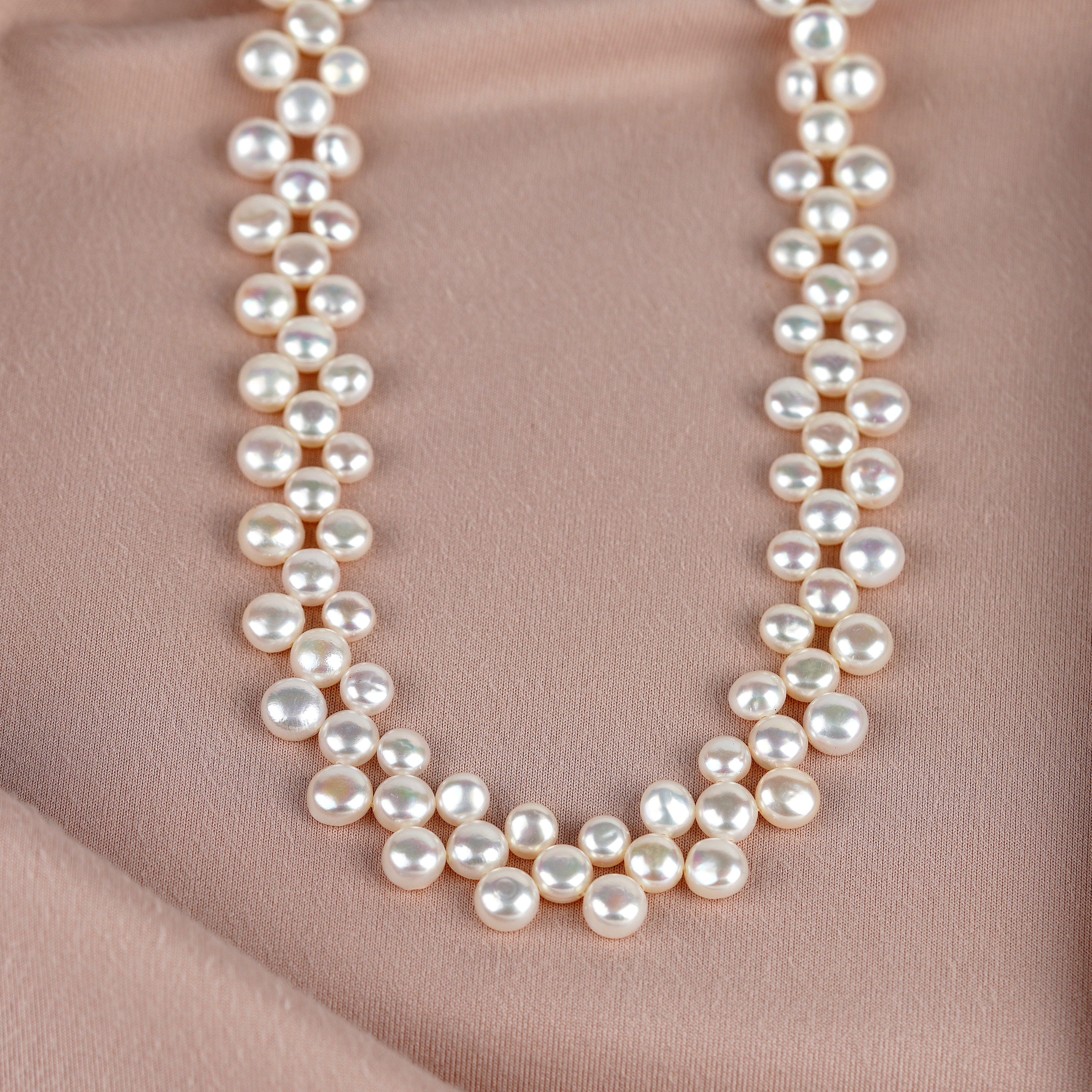 Shining Grace Button Pearl Necklace