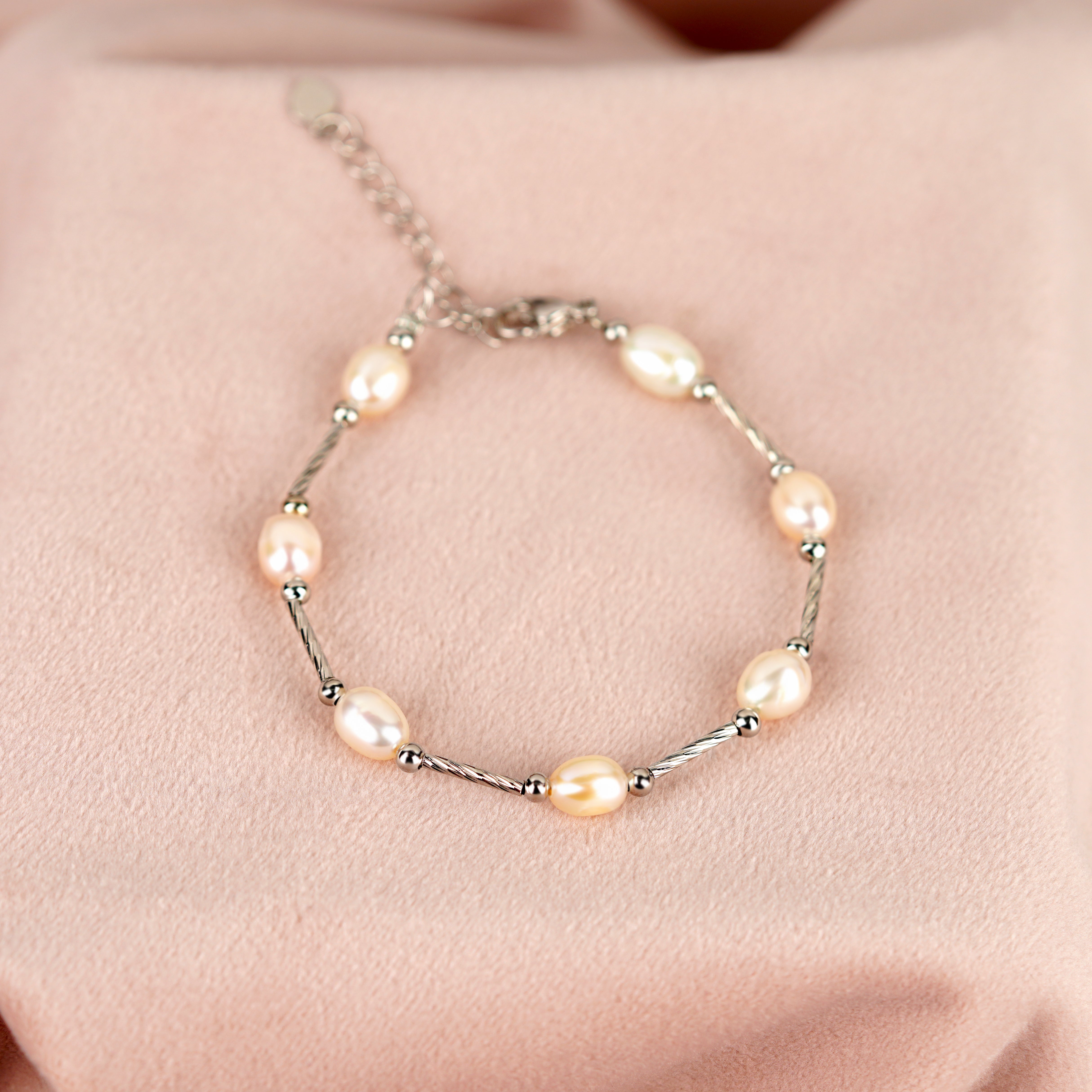 Single strand pearl bracelet - Krishna Jewellers Pearls and Gems