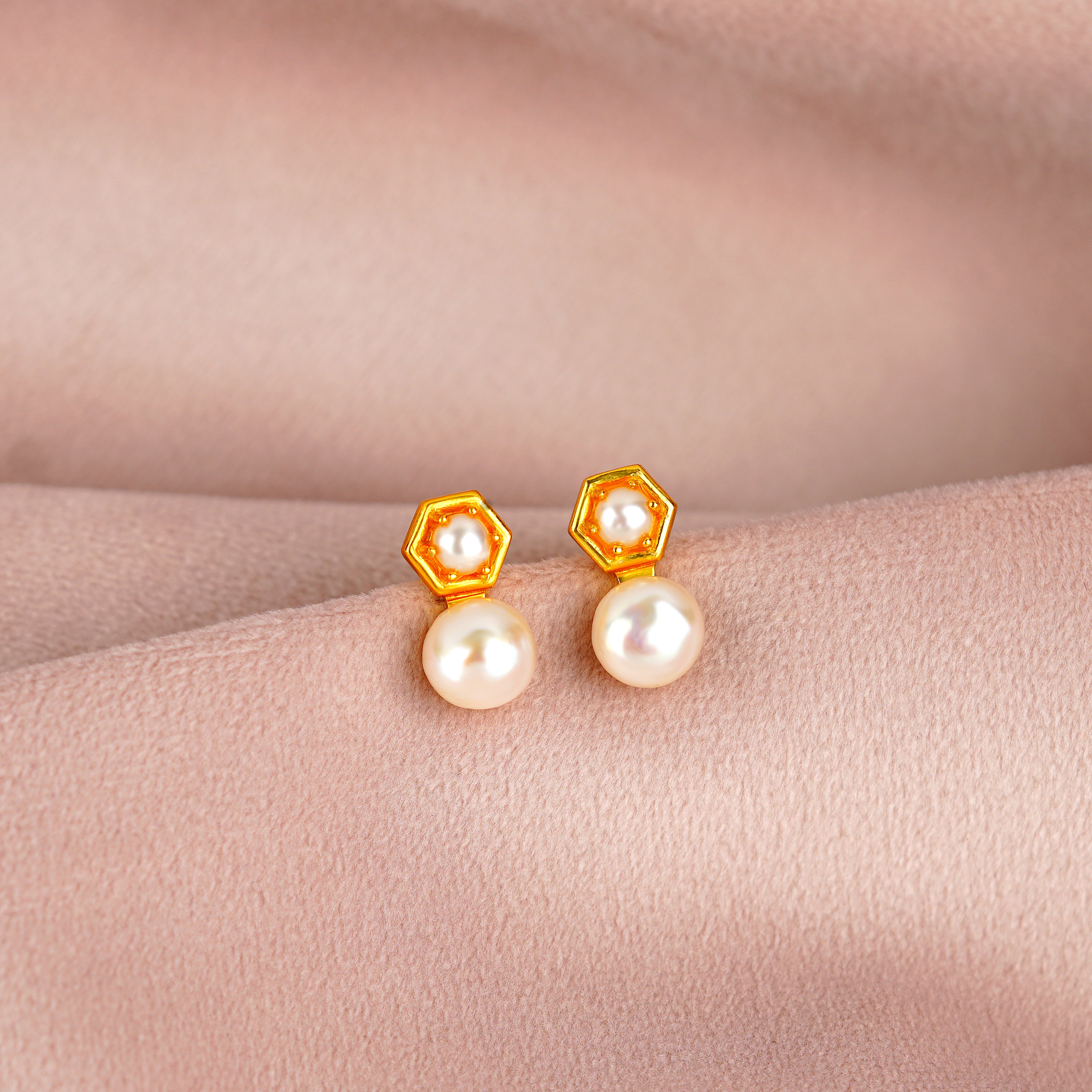 Stud Earrings with the Perfect Pearl