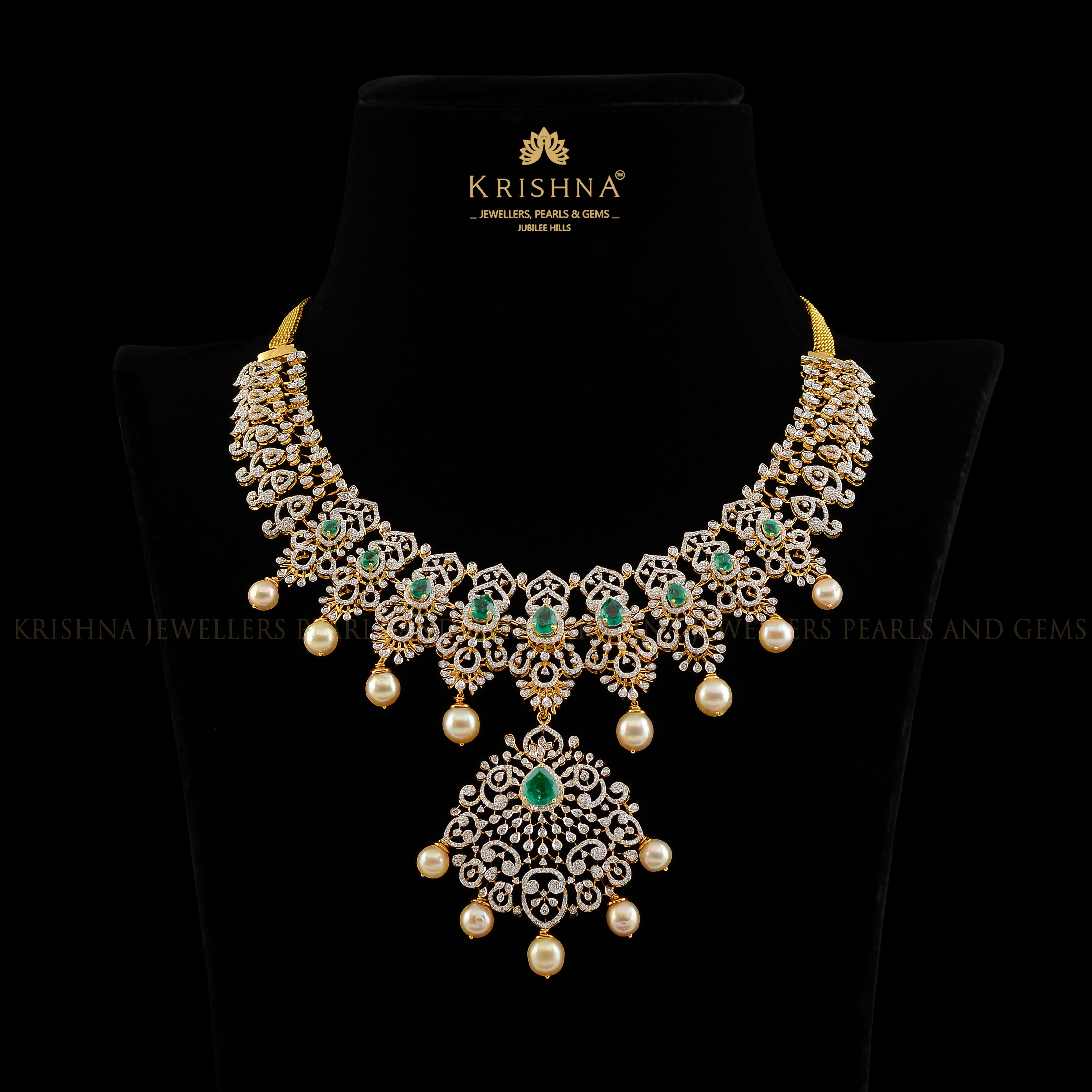 Mesmerizing Luxy Diamond Necklace