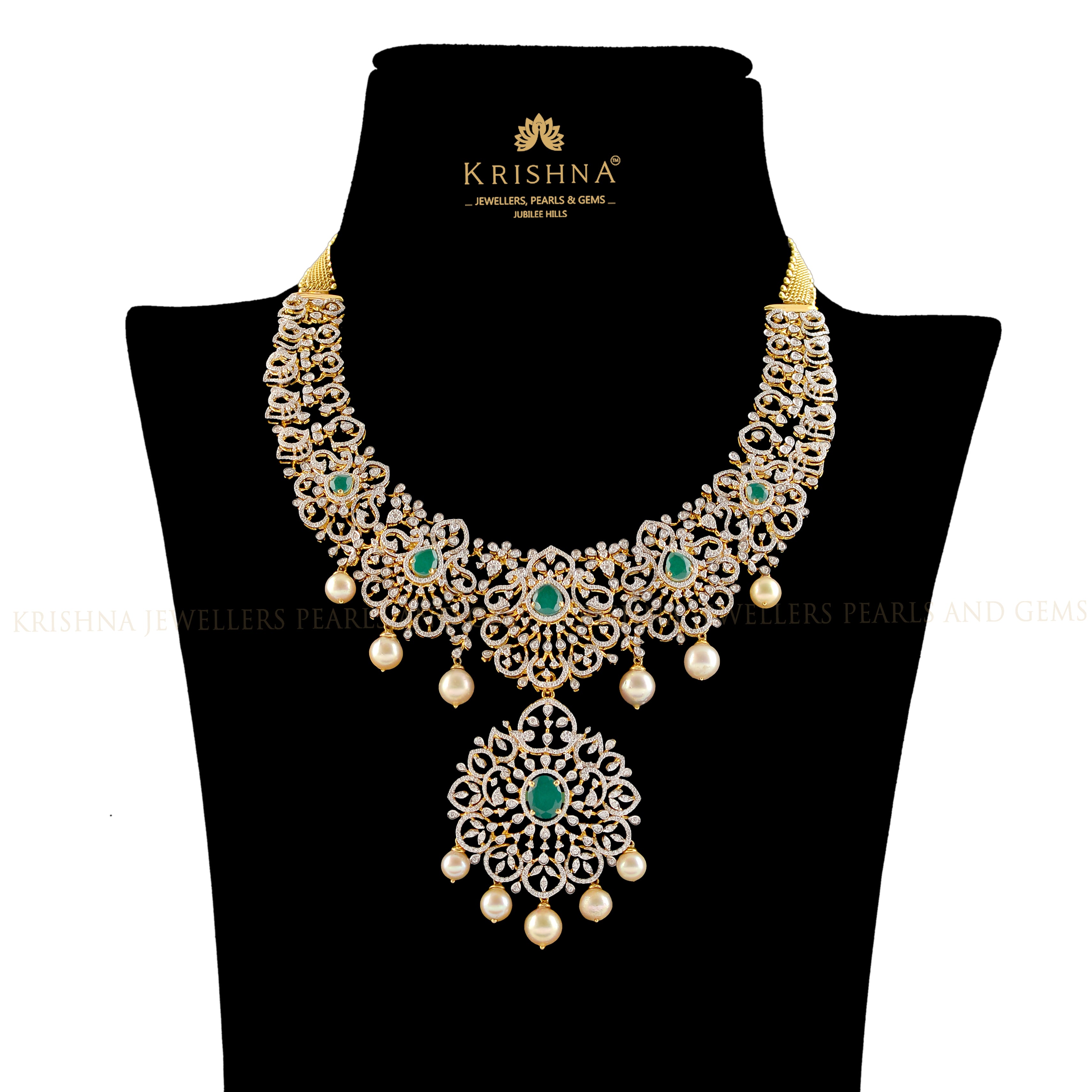 Diamond Necklace in Floral Elegance