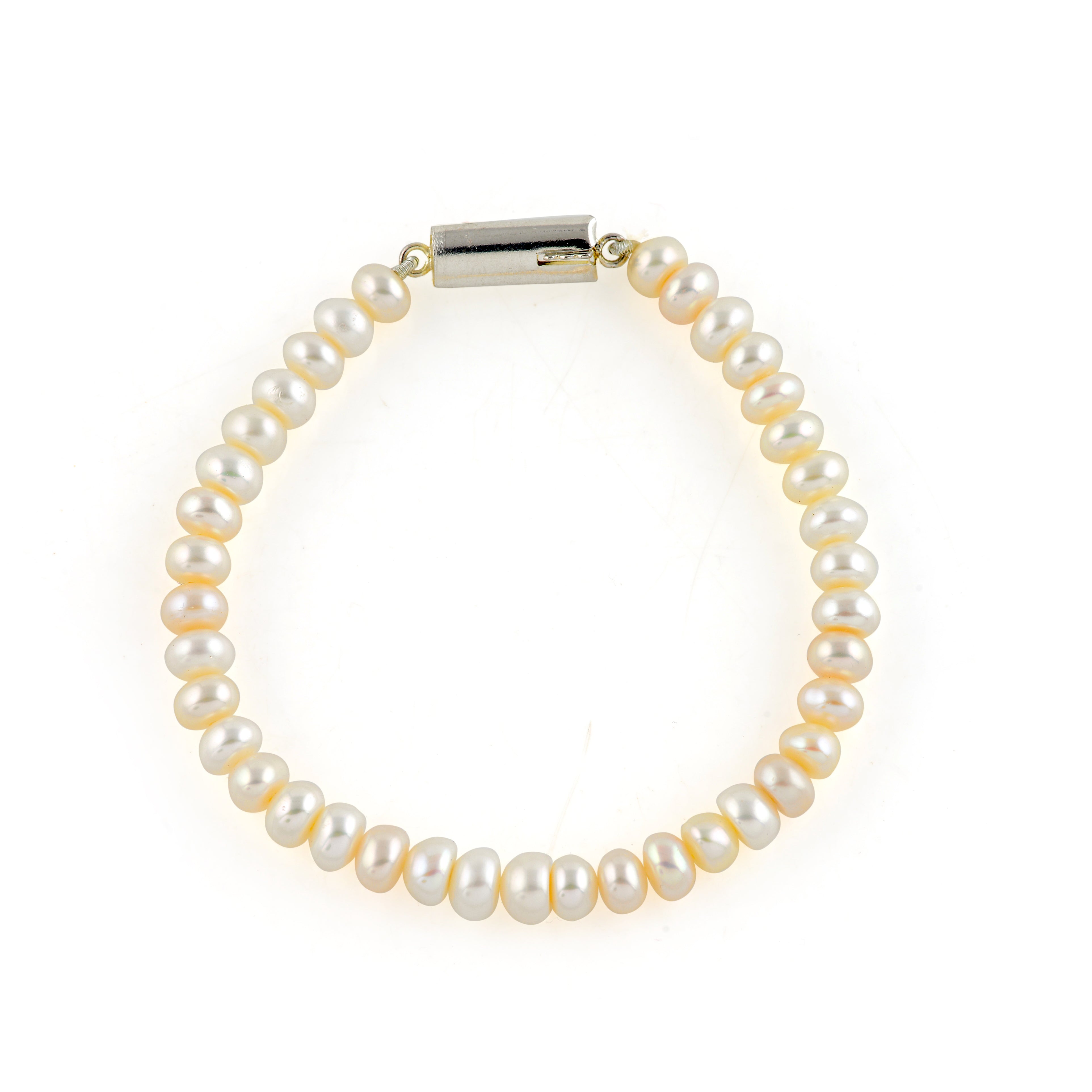 Single Strand Freshwater Pearl Bracelet