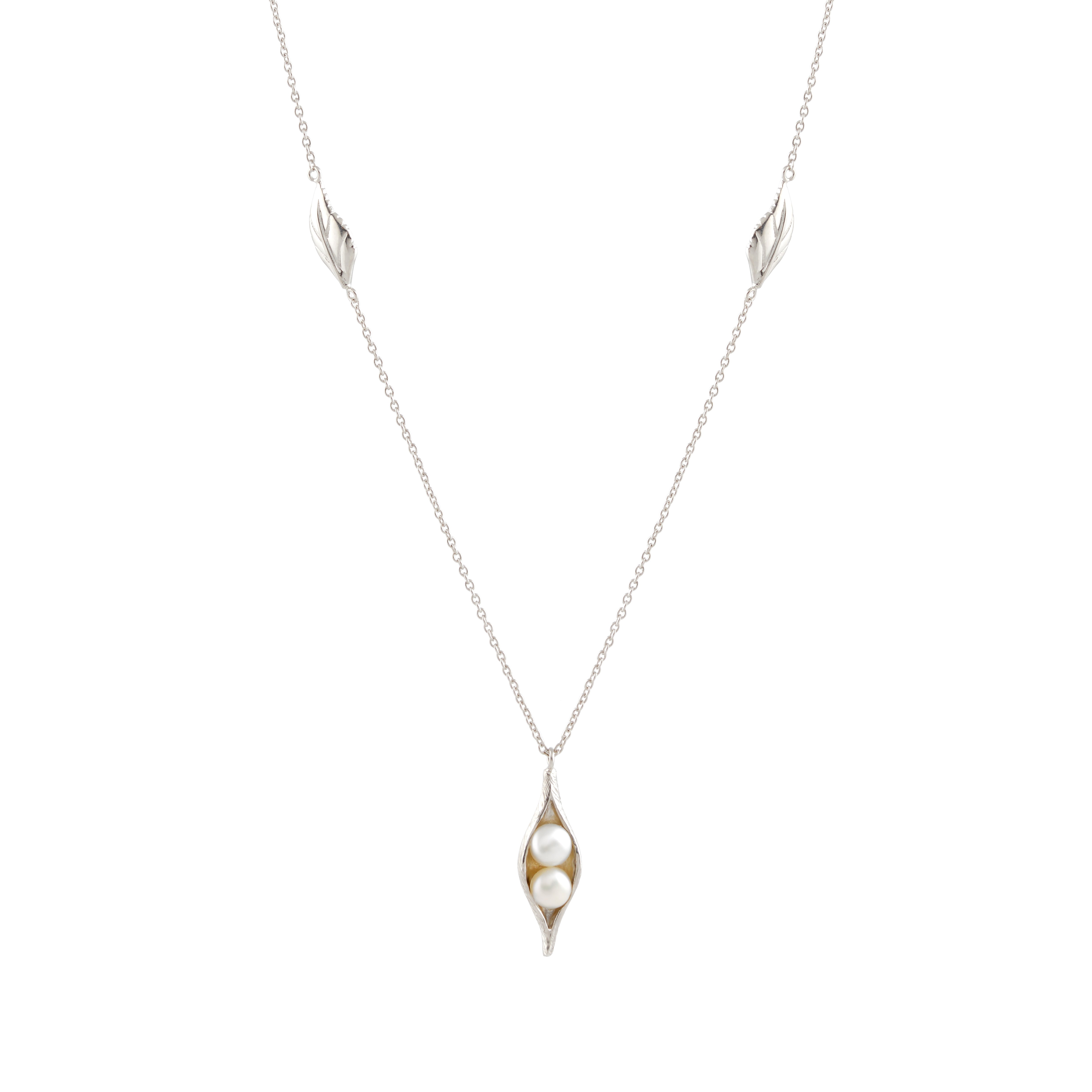 Stylish Fresh Water Pearl Pendant Necklace