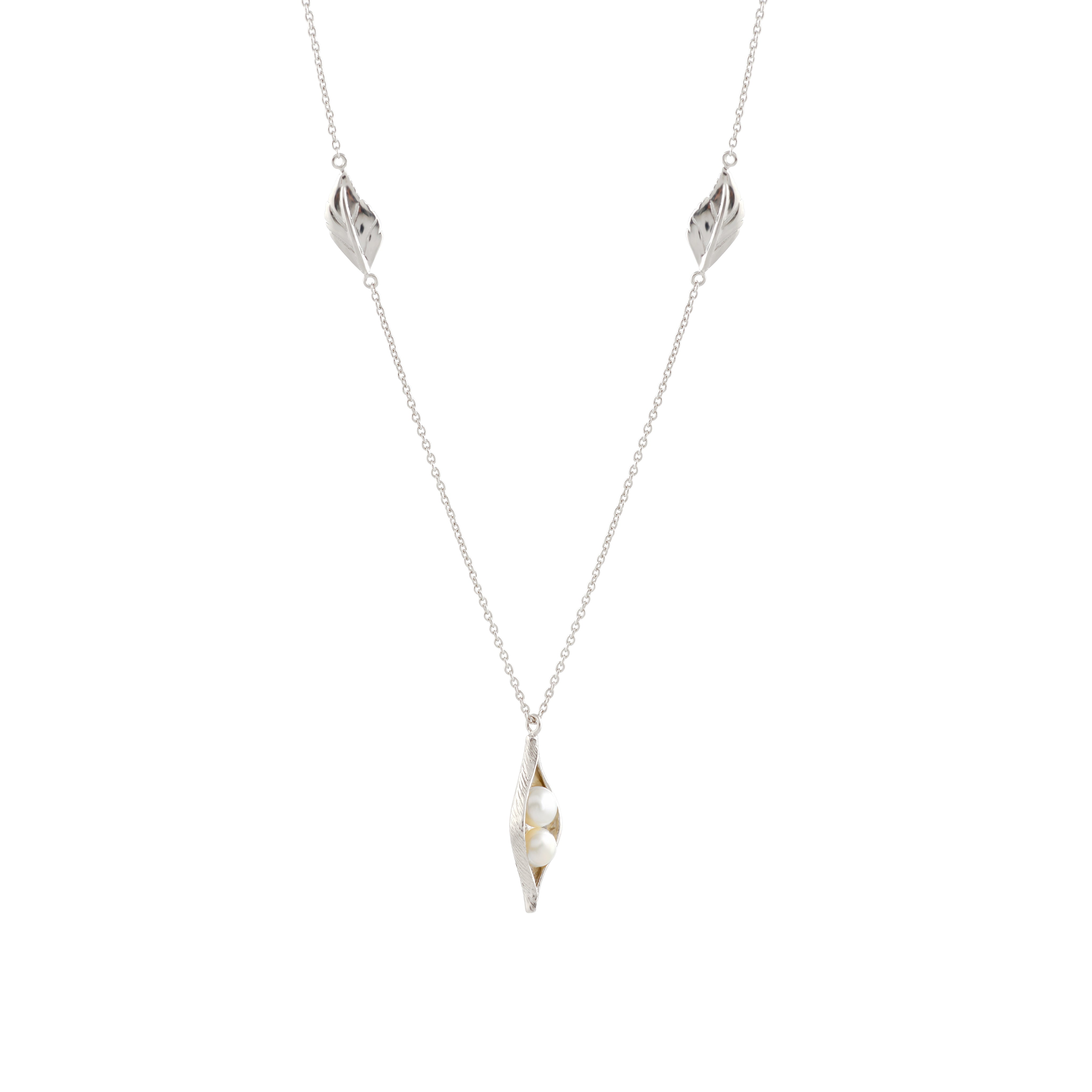 Stylish Fresh Water Pearl Pendant Necklace