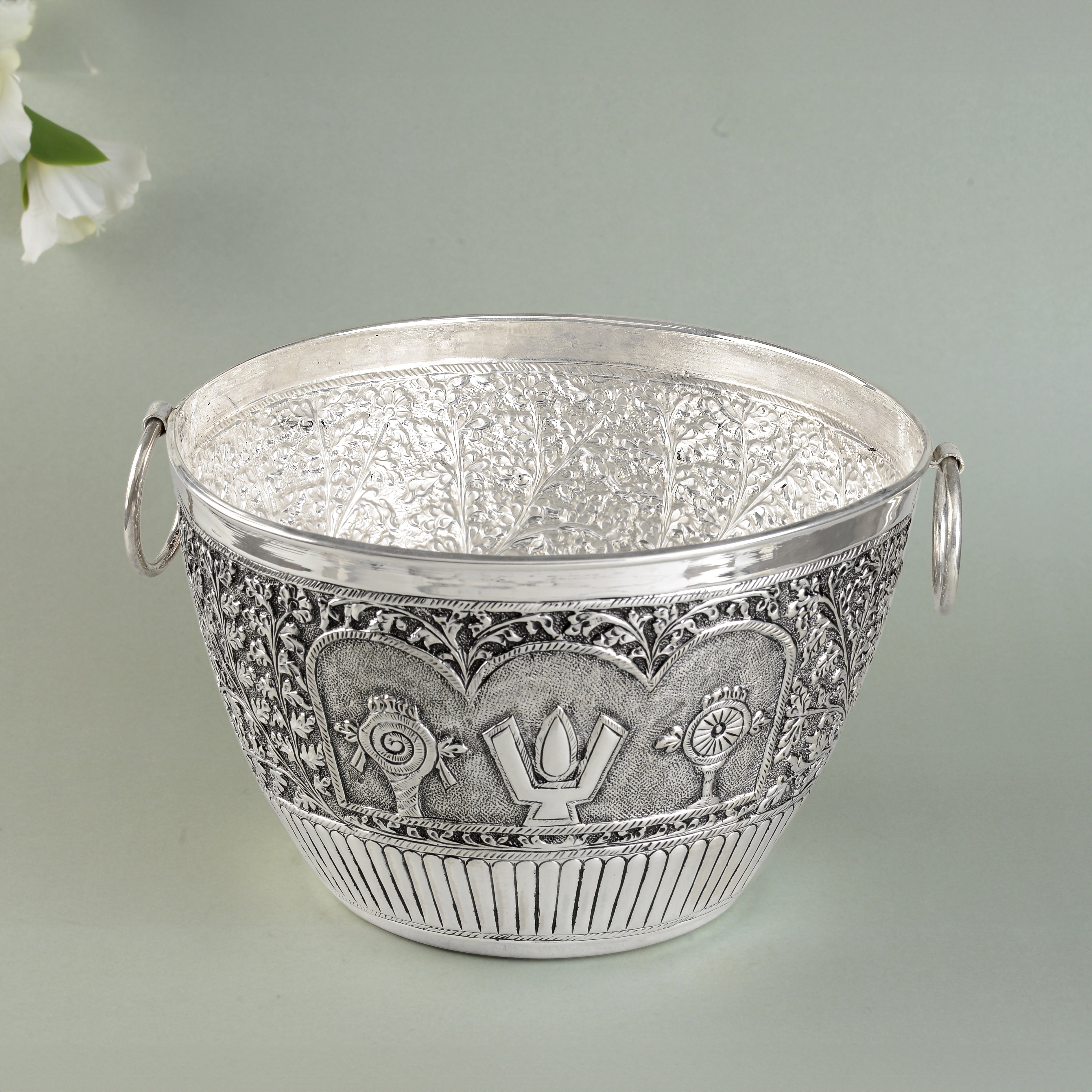 Silver Gangalam with Victorian Leaf Design