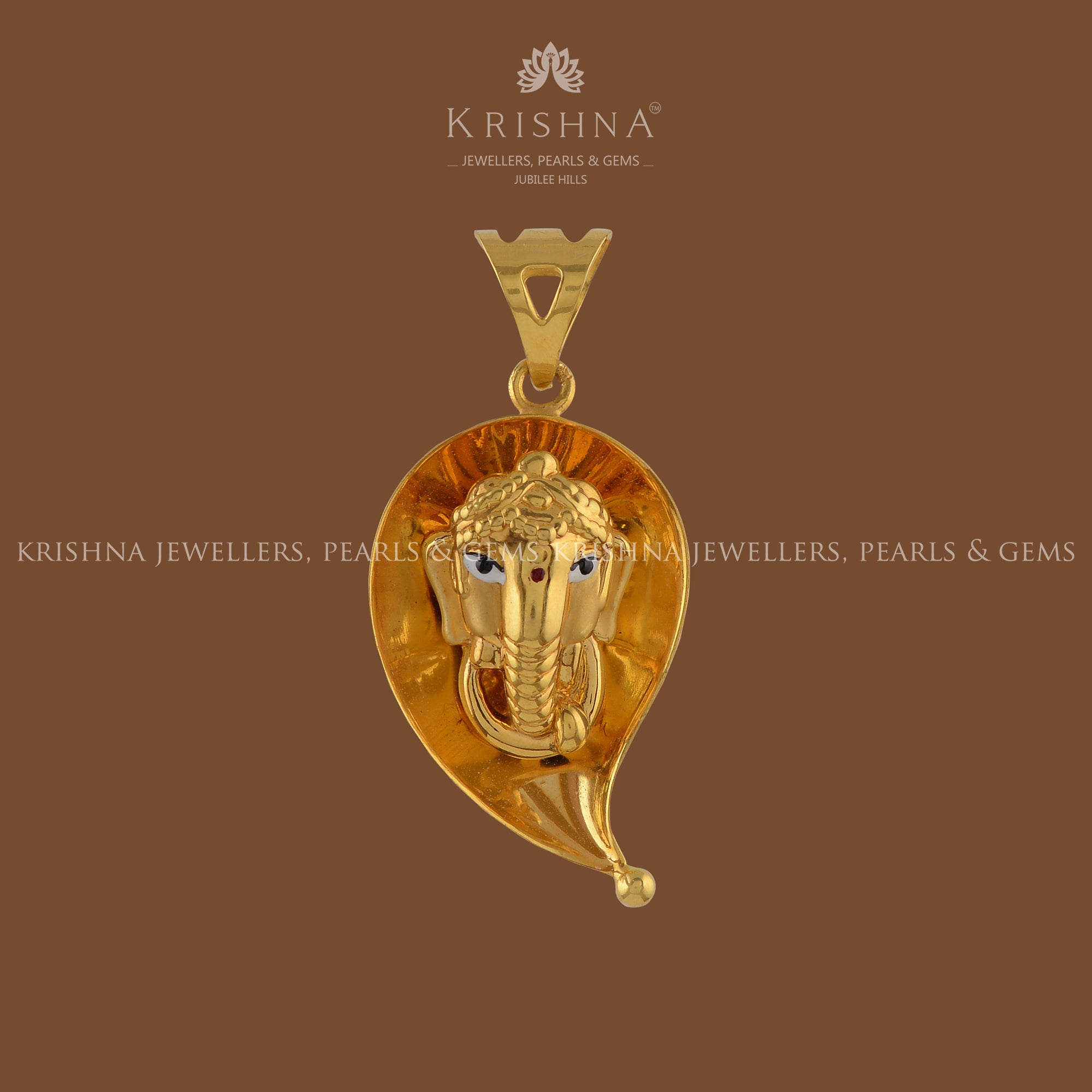 Ganesha Leaf Pendant in Gold