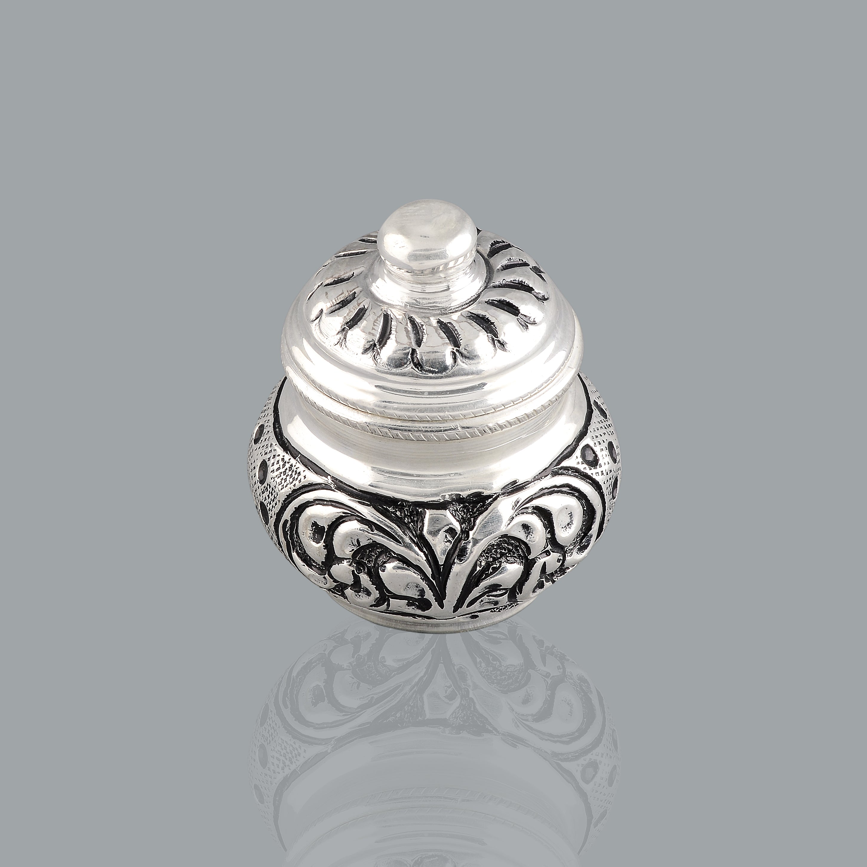 Semiantique Silver Kumkum Bharni