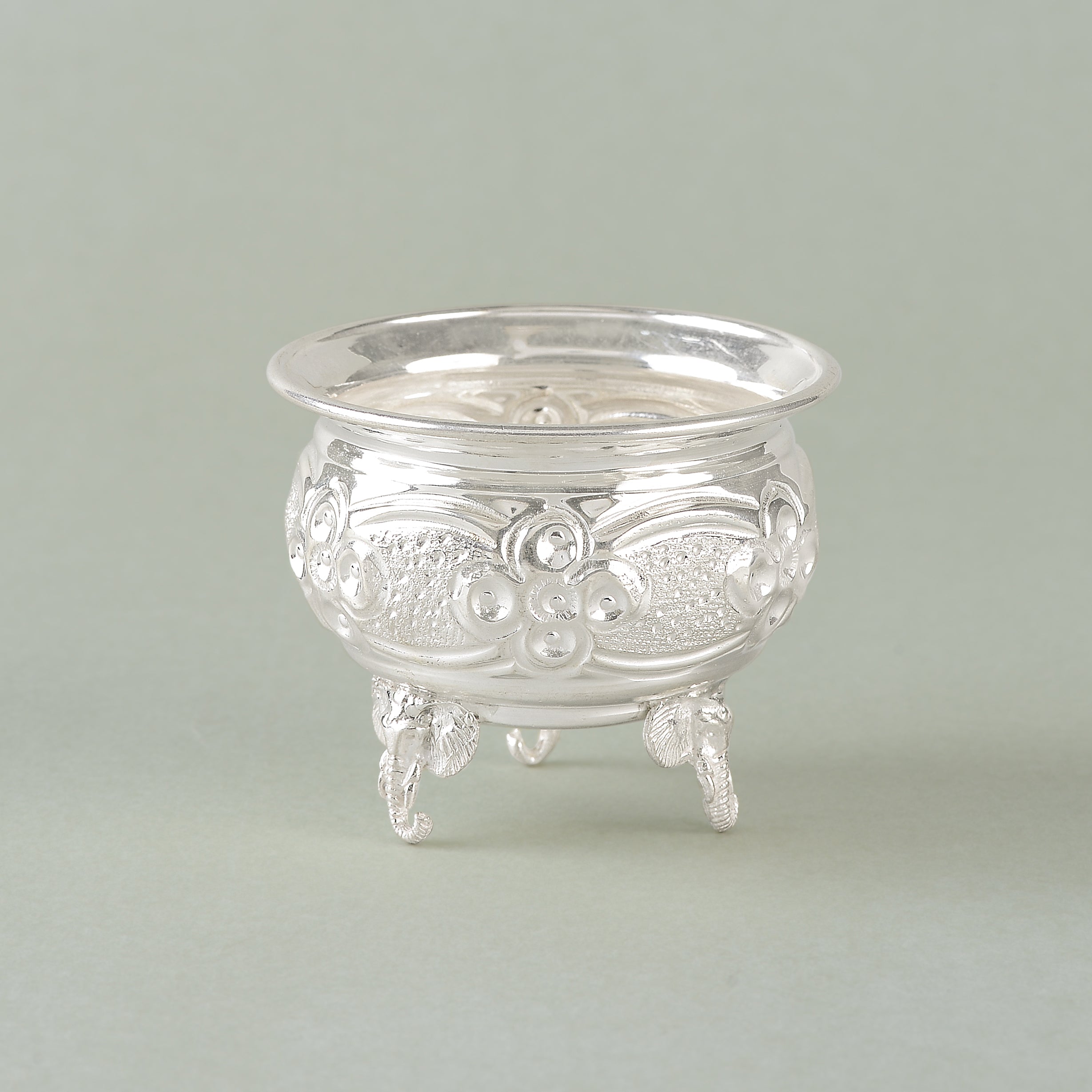 Silver Bowl with Three Elephant Legs Design