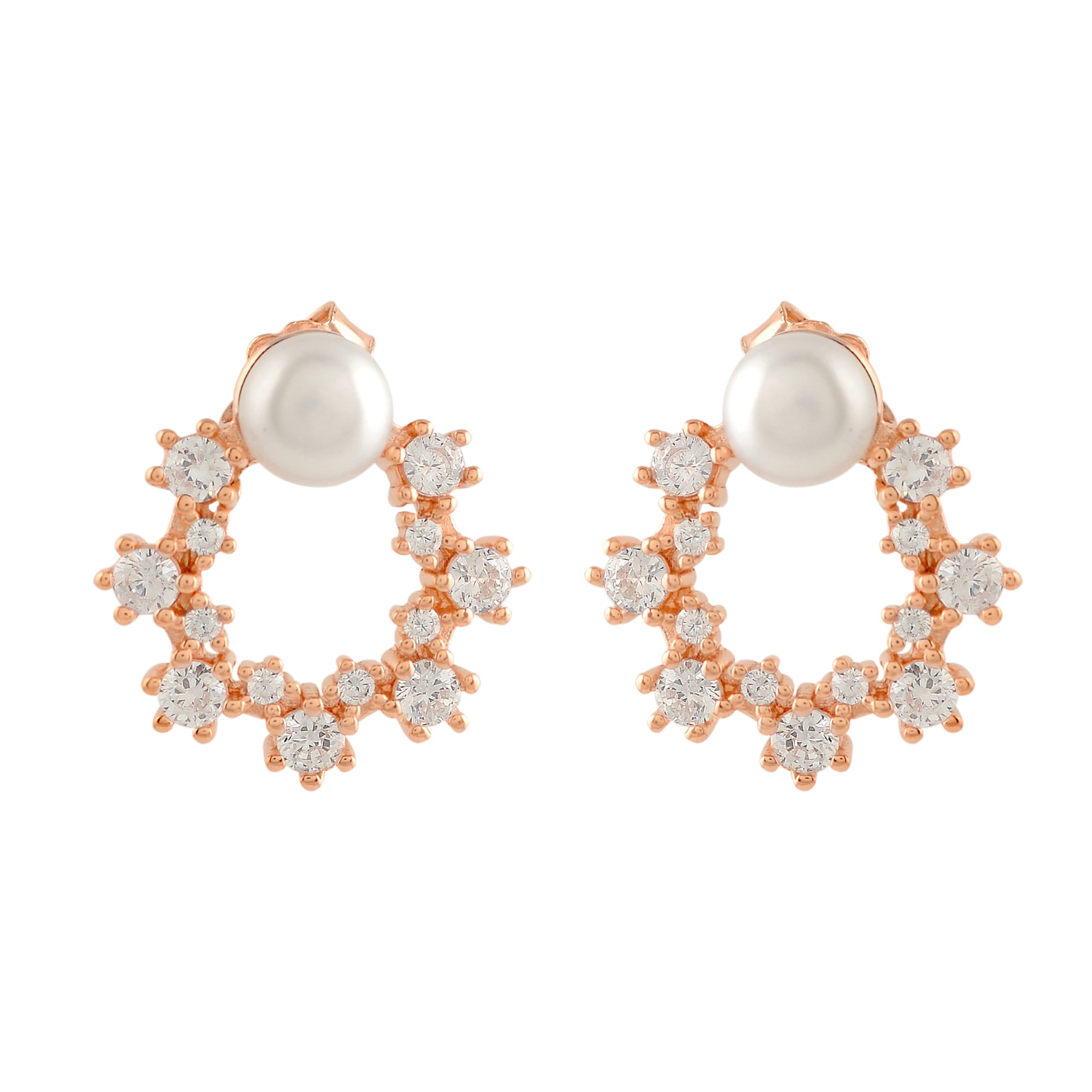 Earrings that bloom with gold and pearls