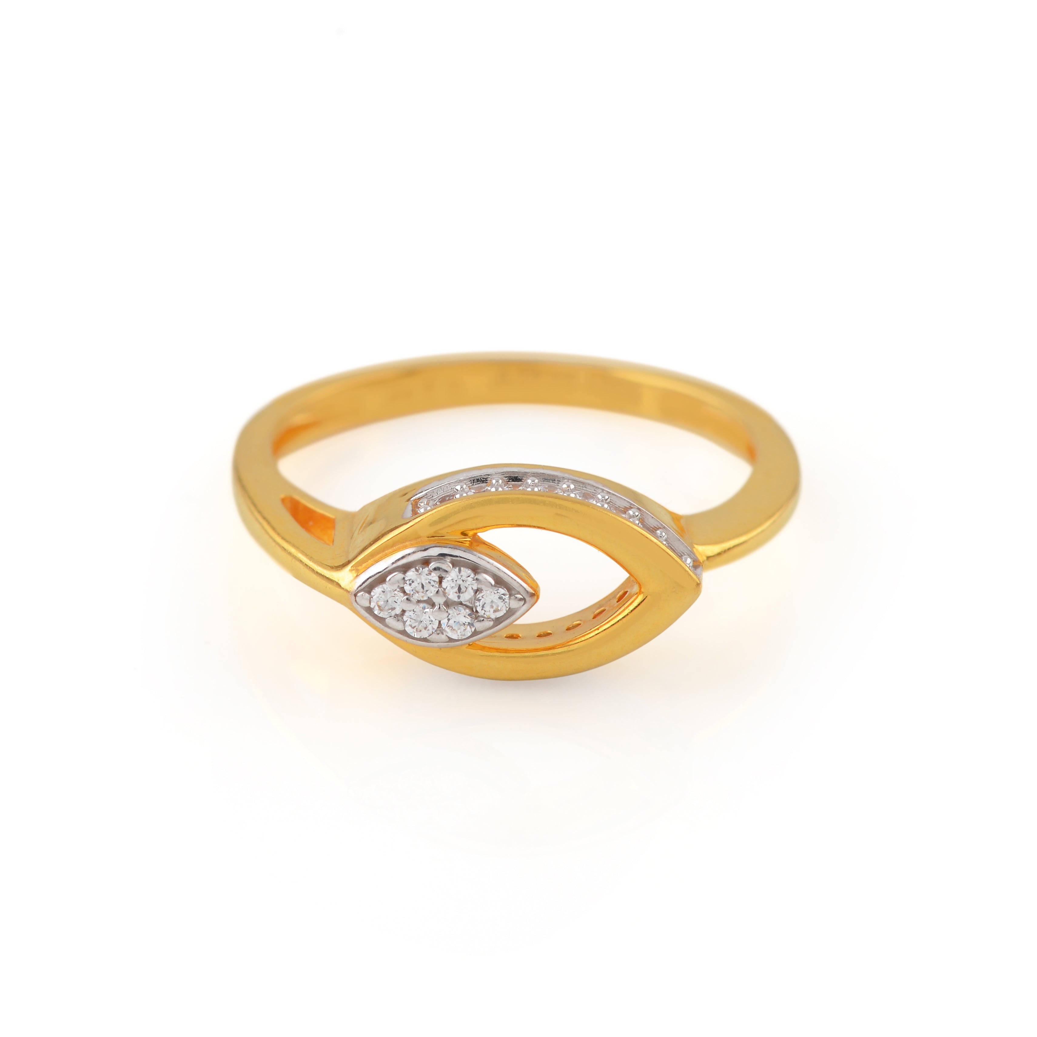 Ritzy Gold Finger Ring in Drop Motif