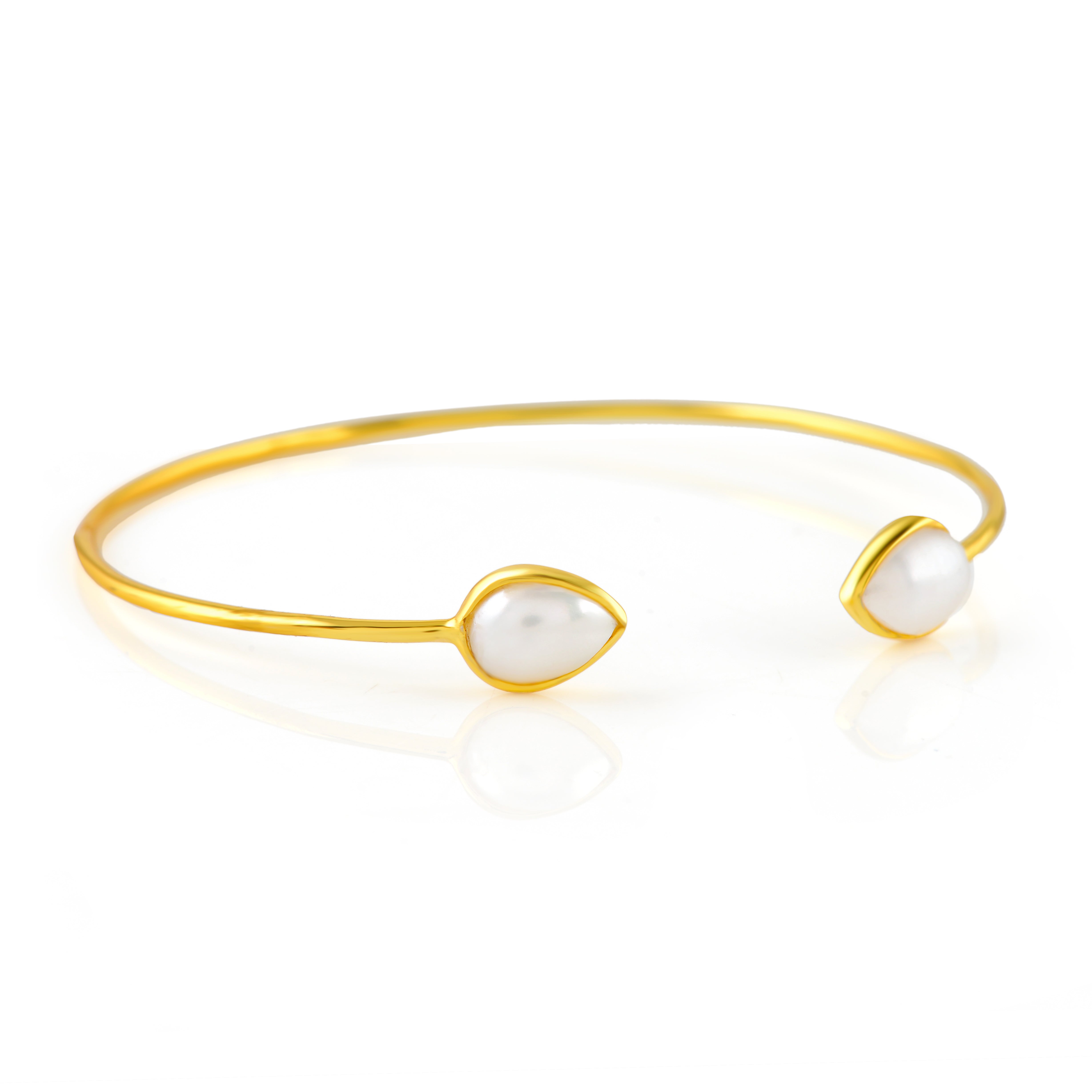 Eternally Stylish Golden Pearl Bracelet For Women