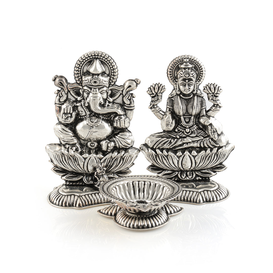 Buy Pure Silver Ganesh Laxmi Murti With Deepam Online | store ...