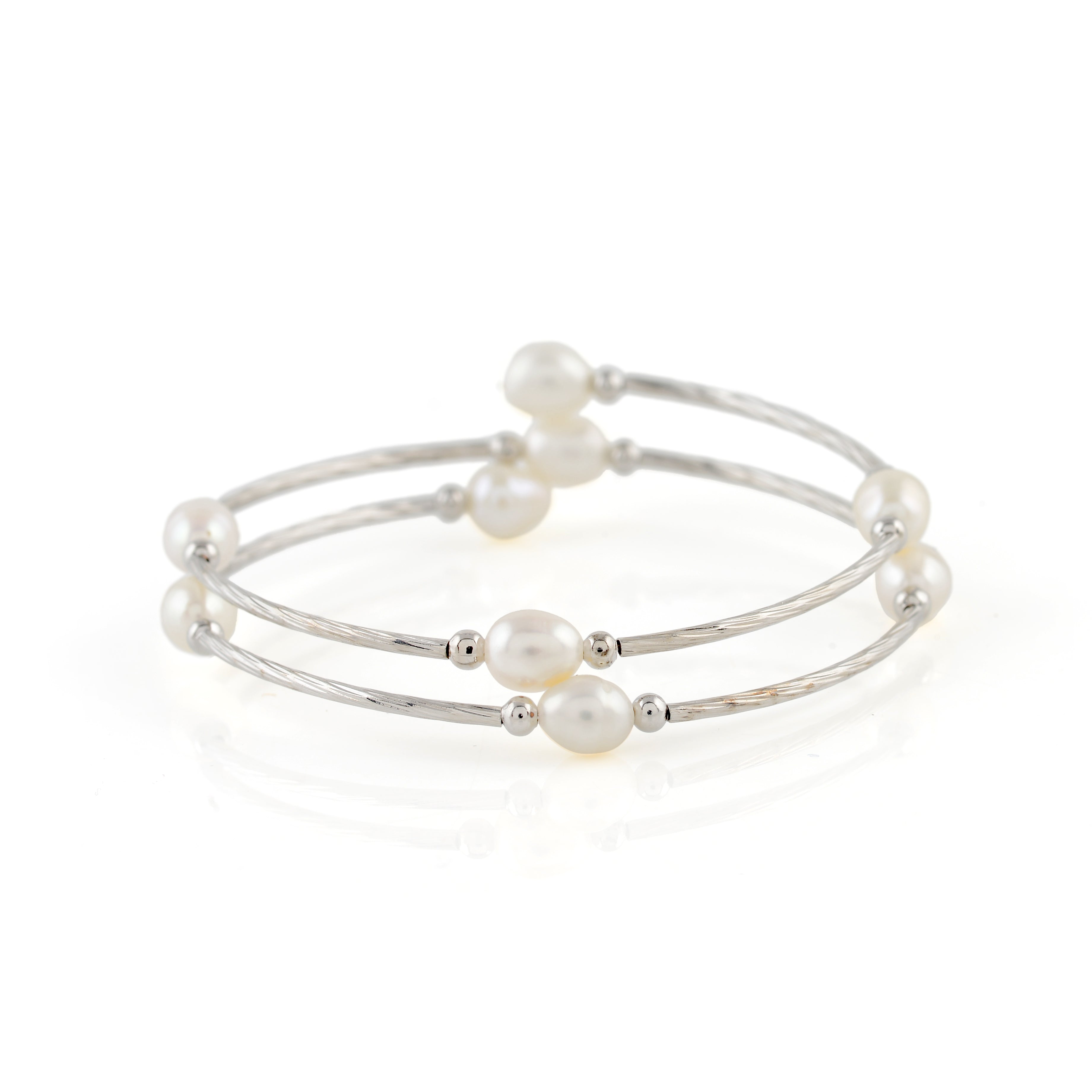 Freshwater White Pearl bracelet in Silver