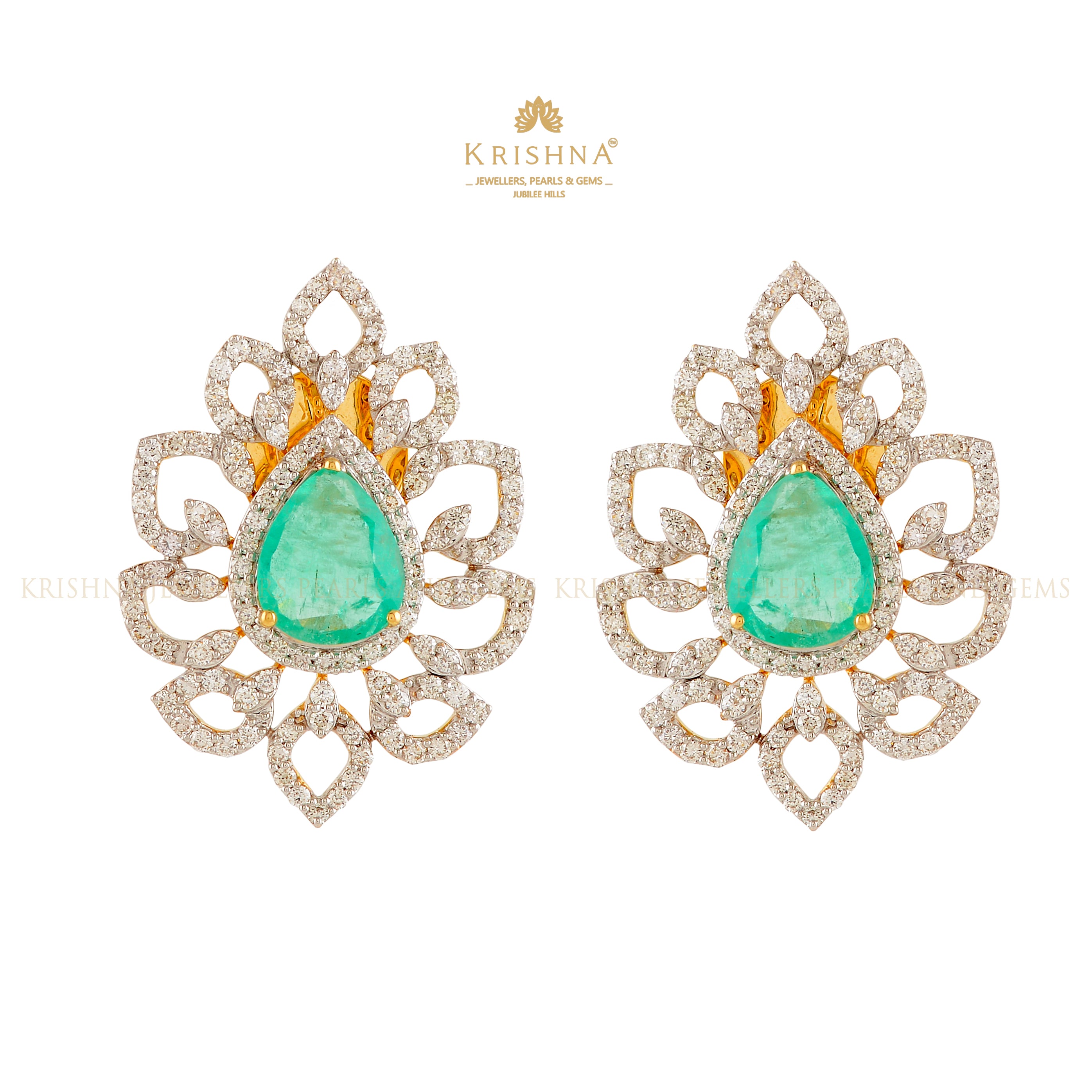 Flower-Inspired Emerald Stud Earrings