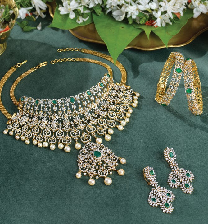 Regal Bridal Gold Necklace Sets in Floral Motif