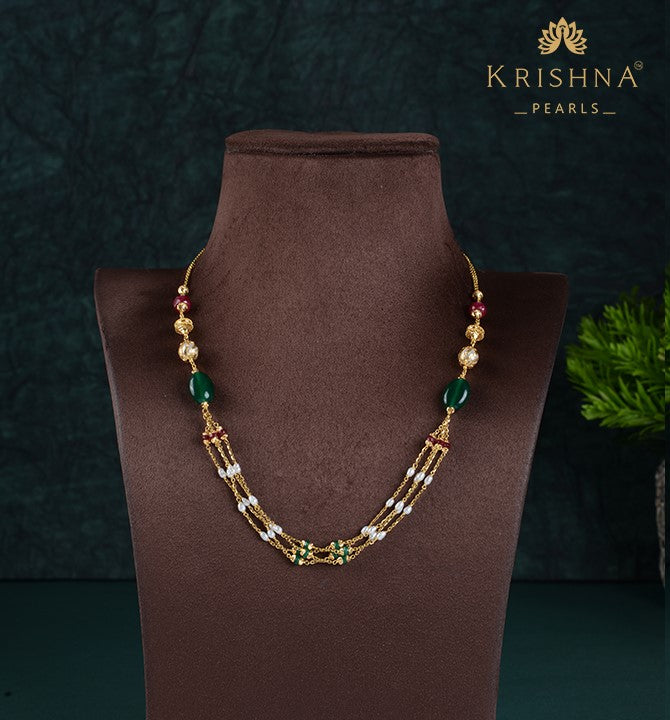 Emerald Pearl beads Necklace
