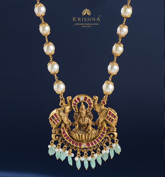 Gold Lakshmi Pendant Necklace