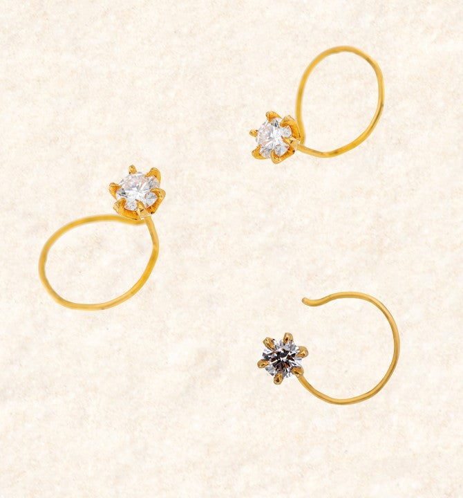 Twisted Diamond Nose Pin