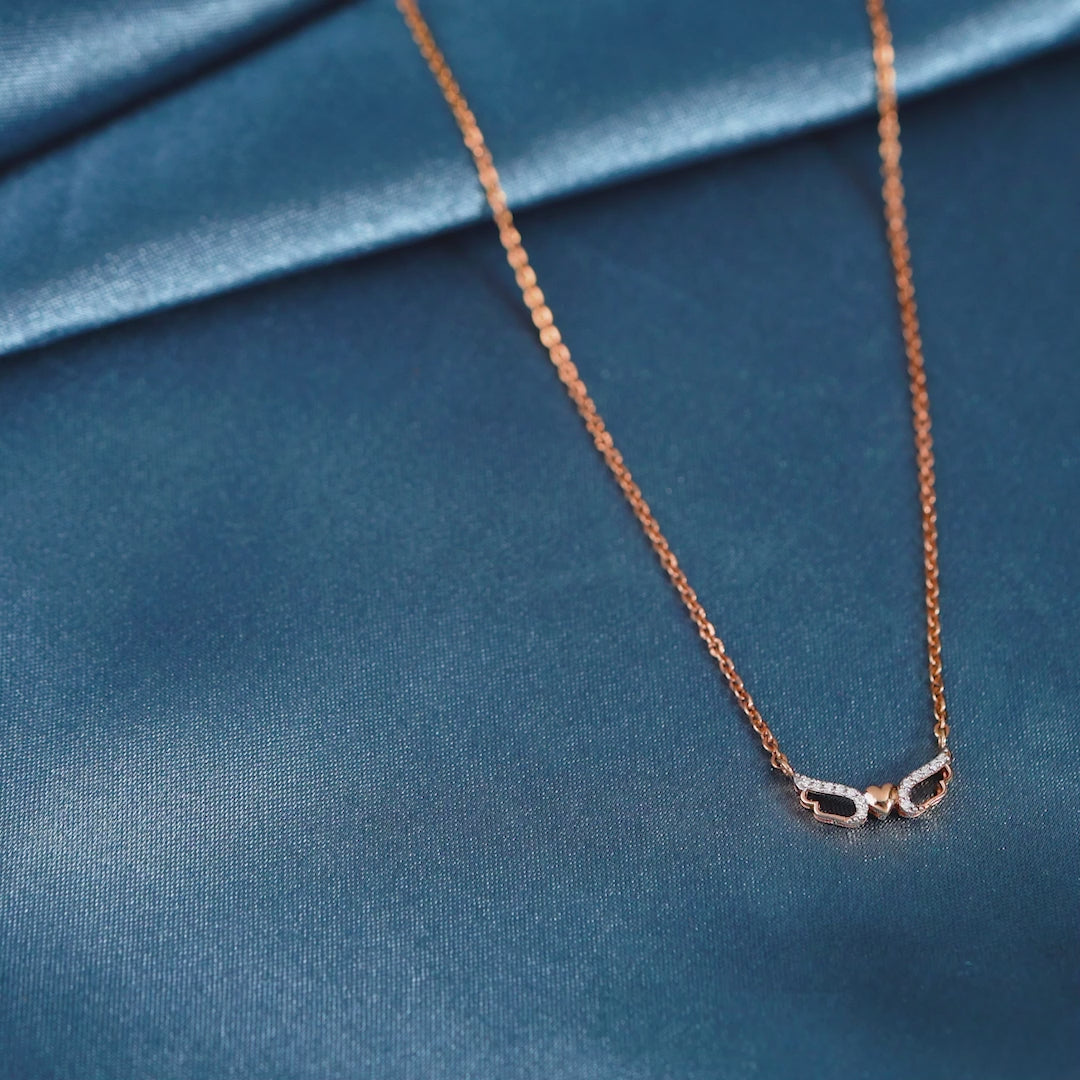 18 Karat Gold Butterfly Diamond Pendant