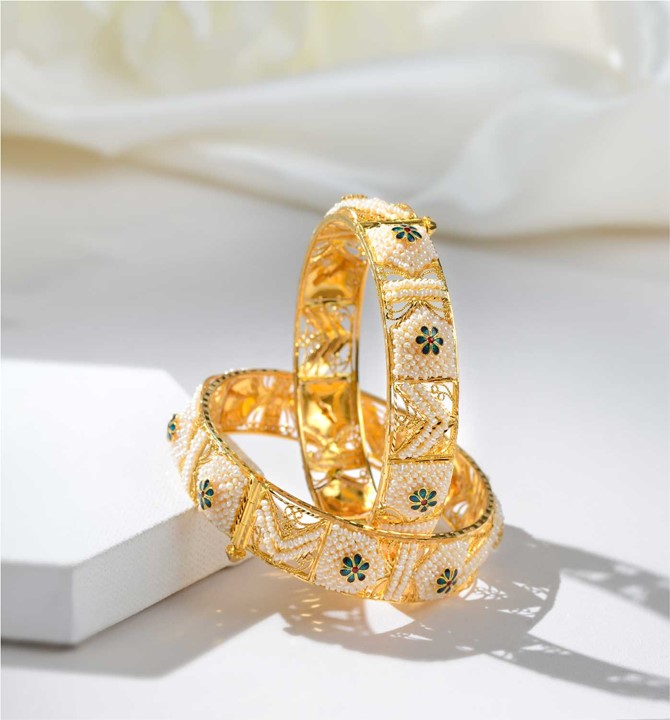 Tradtional Gold Pearl Bangles