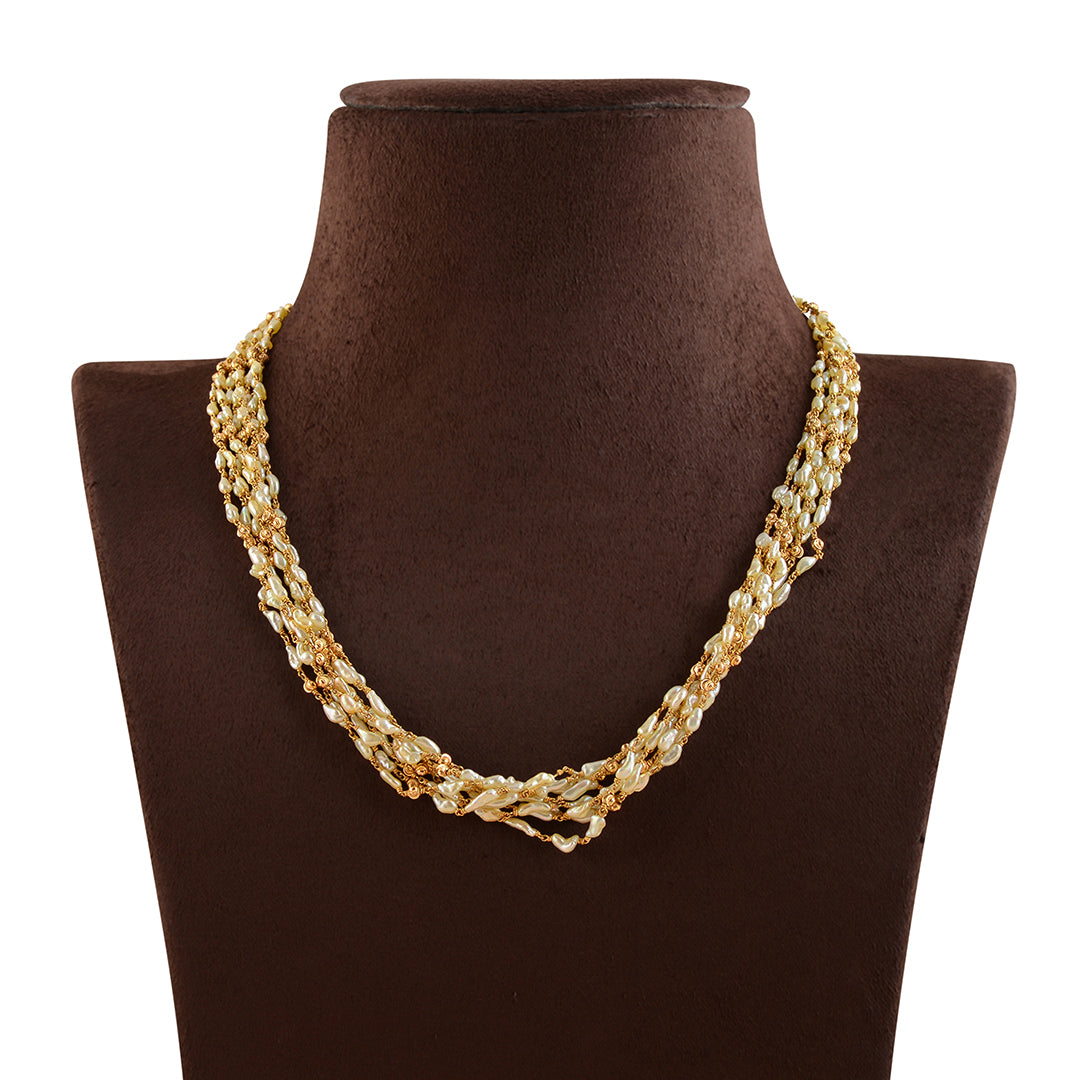 Golden Elegance: Exotic Keshi Pearl Necklace
