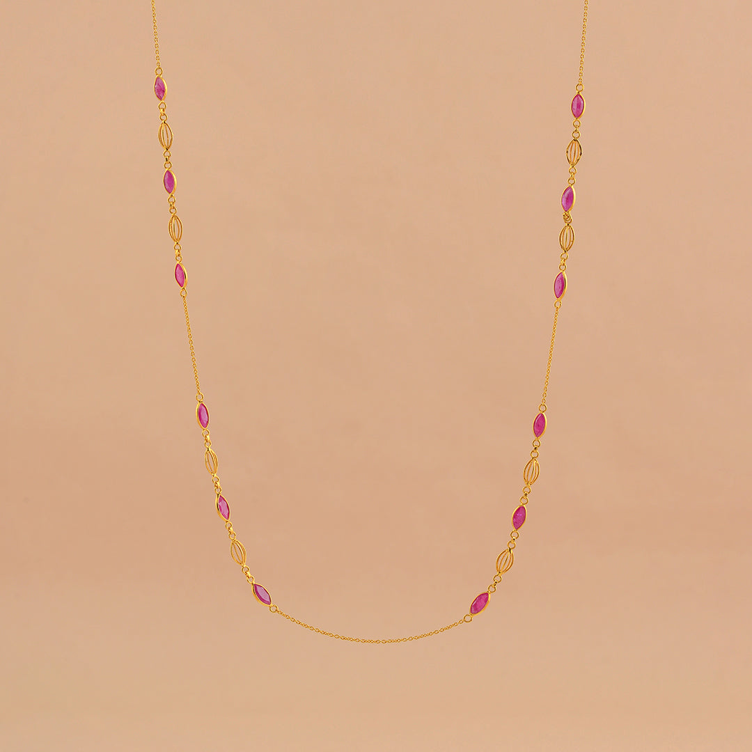 Simply Radiant: Gold Chain Necklace with Semi-Precious Stone