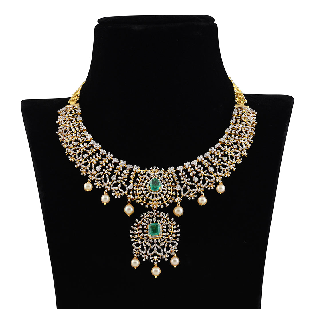 Beautiful Diamond Emerald Pearl Necklace