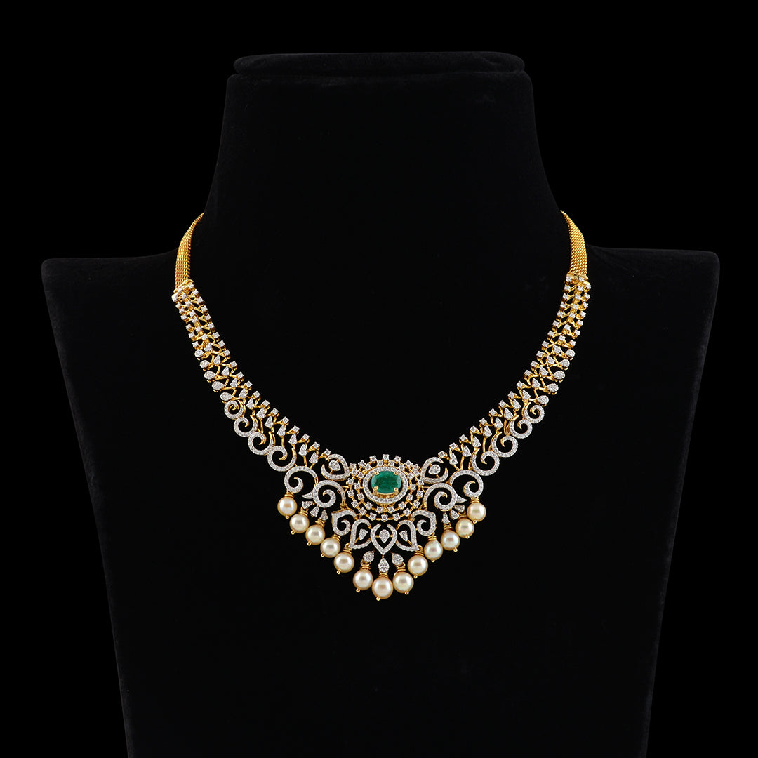 Diamond Emerald Pearl short necklace