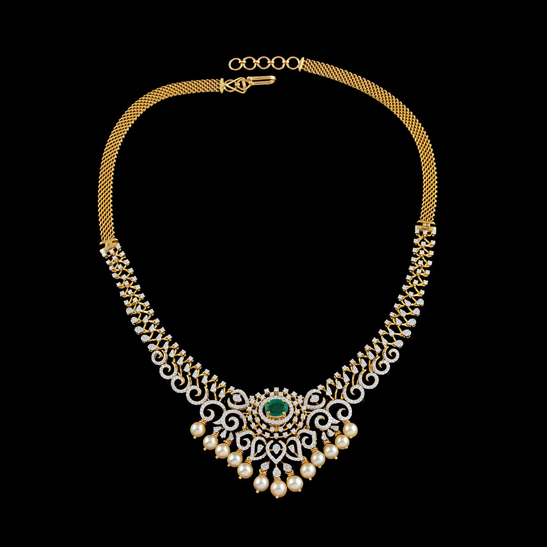 Diamond Emerald Pearl short necklace