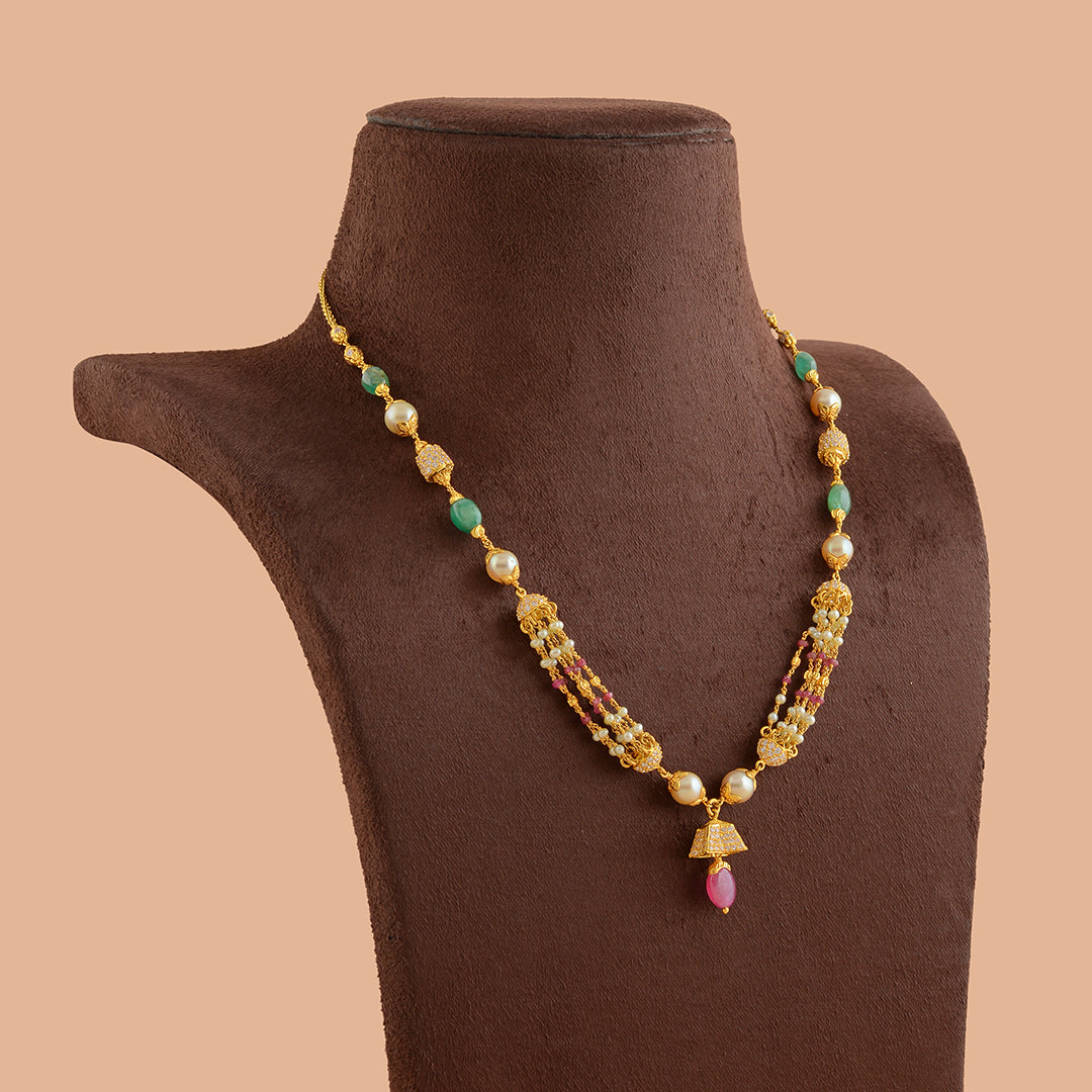 Exquisite Gold Pearl Necklace