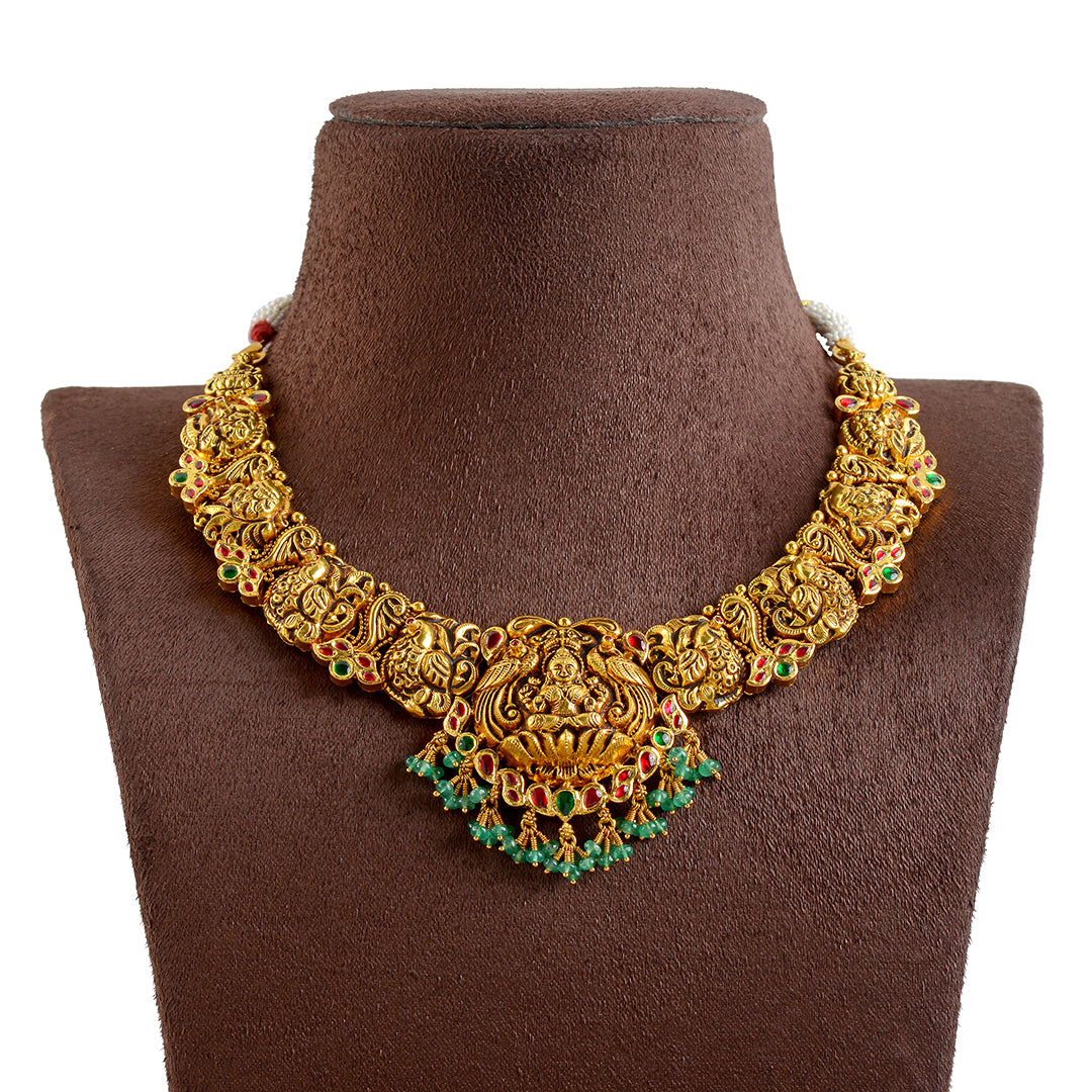 Gold Necklace With Emerald Beads